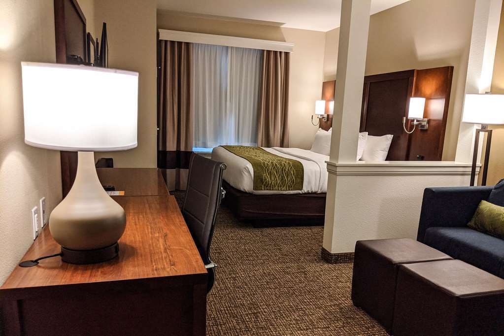 Comfort Suites San Antonio Ft Sam Houston-Sammc Area Room photo